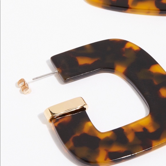 Free People Gold Tortoise Square Drop Earrings - Picture 5 of 5